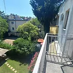 Bambusz With Parking * Budapest