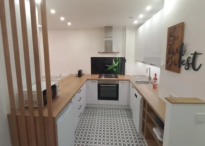 Apartamento Bambusz With Parking *