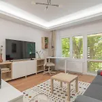 Bambusz With Parking Appartement